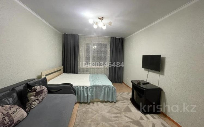 1-комнатная квартира, 41 м², 1/6 этаж посуточно, Космическая 21 — Михаэлиса Усть-Каменогорск - изображение 2