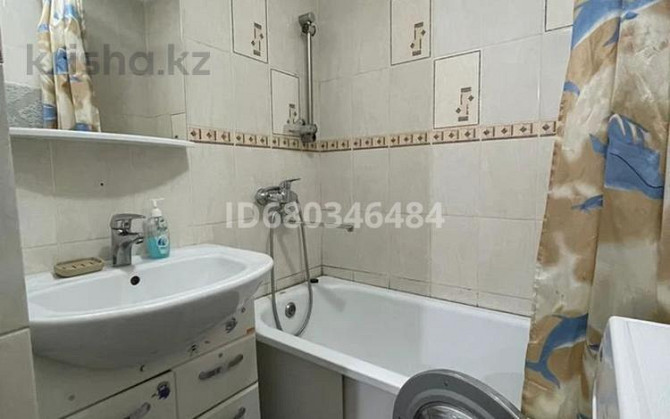 1-комнатная квартира, 41 м², 1/6 этаж посуточно, Космическая 21 — Михаэлиса Усть-Каменогорск - изображение 8