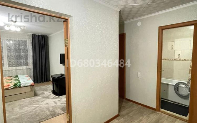 1-комнатная квартира, 41 м², 1/6 этаж посуточно, Космическая 21 — Михаэлиса Усть-Каменогорск - изображение 4