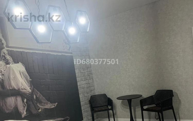 1-комнатная квартира, 36 м² посуточно, мкр Аксай-3 13 — Толеби Момушулы Almaty - изображение 5