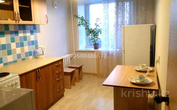 1-комнатная квартира, 42 м², 2/5 этаж посуточно, Астана 6/1 — Пр.Назарбаева Усть-Каменогорск - изображение 5