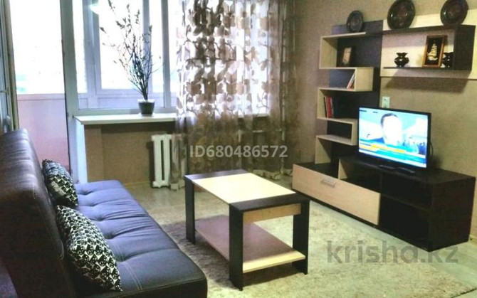 1-комнатная квартира, 42 м², 2/5 этаж посуточно, Астана 6/1 — Пр.Назарбаева Усть-Каменогорск - изображение 2