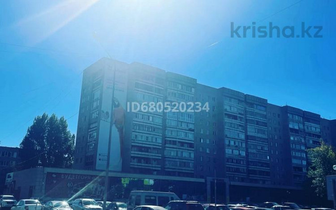 1-комнатная квартира, 36 м², 3/12 этаж посуточно, Казахстан 72 — Универсам Усть-Каменогорск - изображение 1