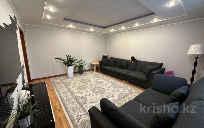 4-комнатная квартира, 90.3 м², 3/9 этаж, мкр Мамыр-1, Мкр Мамыр 1 Almaty - photo 2