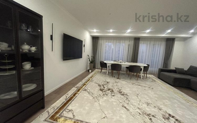 3-комнатная квартира, 130 м², 5/8 этаж, Мкр. Мирас Almaty - изображение 1