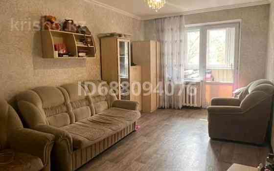 2-комнатная квартира, 42 м², 5/5 этаж, мкр Орбита-3 - Напротив Казахстанско-Американского университе Almaty