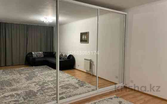 2-комнатная квартира, 80 м², 8/9 этаж, мкр Акбулак Almaty