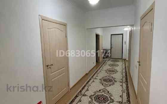 2-комнатная квартира, 80 м², 8/9 этаж, мкр Акбулак Almaty
