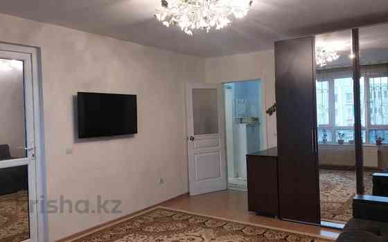2-комнатная квартира, 65 м², 8/9 этаж, мкр Аккент - проспект Райымбека Almaty