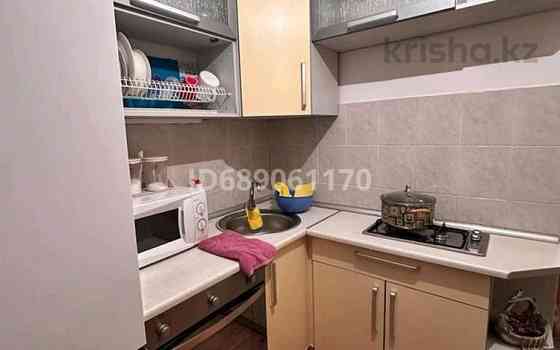 2-комнатная квартира, 48 м², 4/5 этаж, мкр Орбита-2 8 - Аль-Фараби-Навои, Парк Первого Президента Алматы