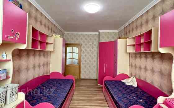 4-комнатная квартира, 90 м², 3/5 этаж, 7-й мкр 12 Aqtau