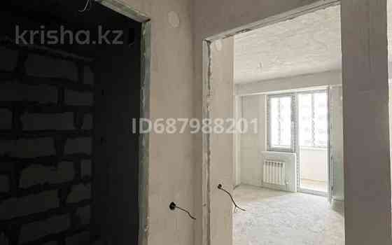 1-комнатная квартира, 40 м², 7/13 этаж, Есенова 160/3 Алматы