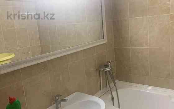 2-комнатная квартира, 87 м², 4/15 этаж, Толе би 273а Алматы