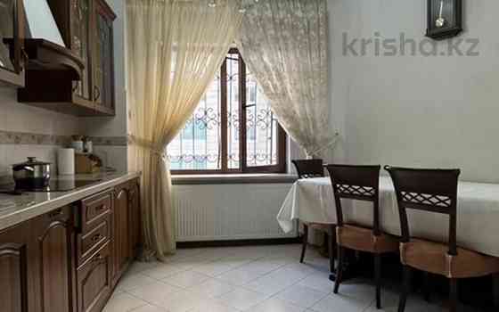 3-комнатная квартира, 125 м², 3/18 этаж, Курмангазы 145 - Муканова Алматы