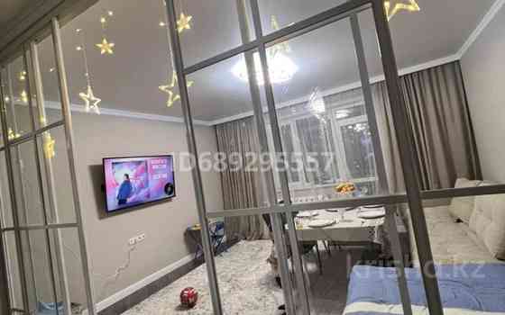 3-комнатная квартира, 70 м², 9/12 этаж, мкр Самал-2 89 Алматы