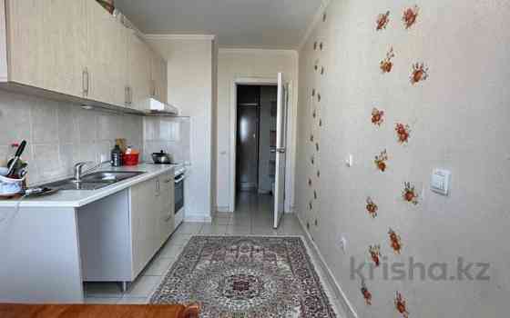 2-комнатная квартира, 63 м², 15/16 этаж, мкр Аккент, мкр. Аккент - Райымбека Almaty