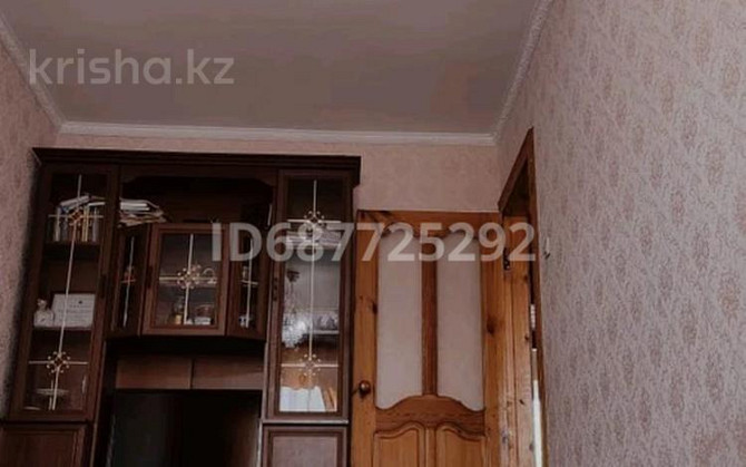 4-комнатная квартира, 80 м², 2/5 этаж, мкр Восток 55 Shymkent - photo 4