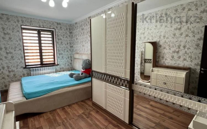 4-комнатная квартира, 132 м², 5/5 этаж, мкр Нурсат 171 Шымкент - изображение 2
