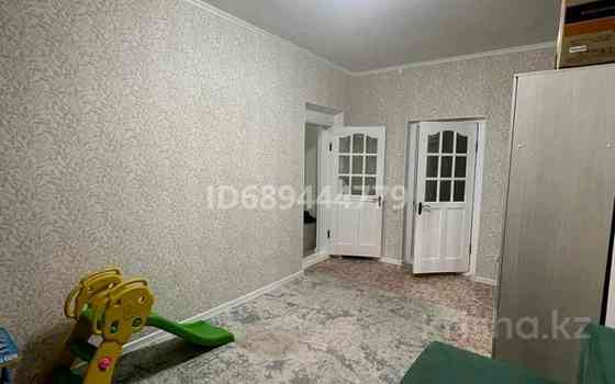 4-комнатная квартира, 100 м², 3/3 этаж, Старый город, Алтынсарина Актобе