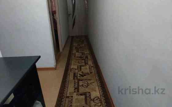 2-комнатная квартира, 46 м², 3/4 этаж, мкр Самал-3, ул. Хаджимукана 6 - Пр. Достык Almaty