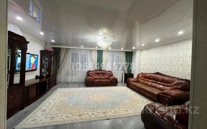 4-комнатная квартира, 80 м², 3/5 этаж, Абая 91 Ridder - photo 1