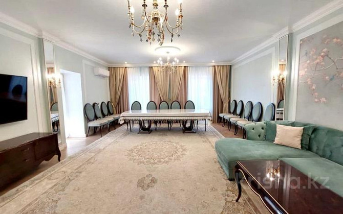 5-комнатная квартира, 216 м², 3/4 этаж, Переулок Сарыкенгир 1/1 Астана - изображение 1