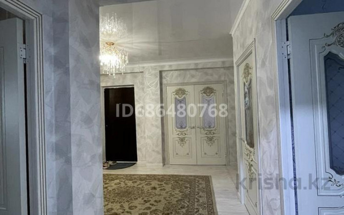 4-комнатная квартира, 114 м², 1/5 этаж, Абая 11/1 - Поликлиника, памятник Абая , аллея Абая Сатпаев - изображение 3