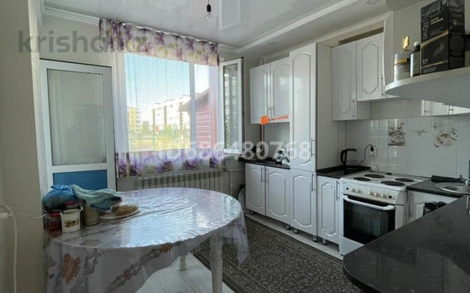 4-комнатная квартира, 114 м², 1/5 этаж, Абая 11/1 - Поликлиника, памятник Абая , аллея Абая Сатпаев - изображение 1