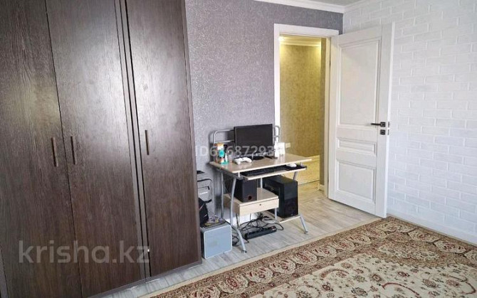 5-комнатная квартира, 104 м², 4/9 этаж, 5 микрорайон - Мира78/4 Temirtau - photo 3