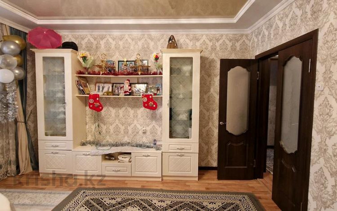 4-комнатная квартира, 80 м², 1/5 этаж, Абая 43 Сатпаев - изображение 3