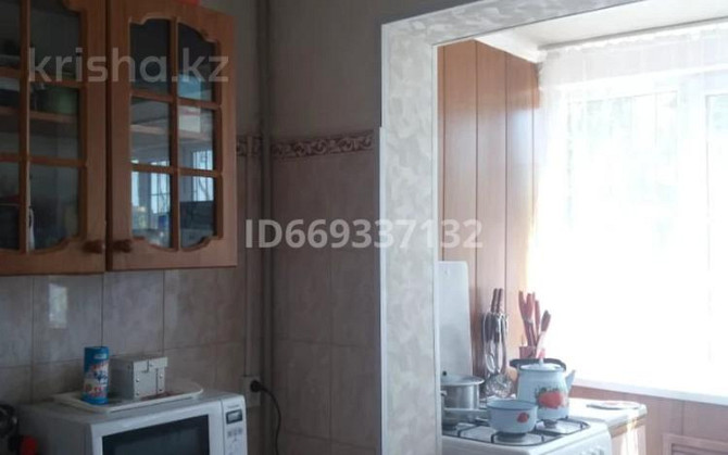 4-комнатная квартира, 74 м², 1/5 этаж, проспект Яссауи 114 - Сейфуллина Кентау - изображение 3