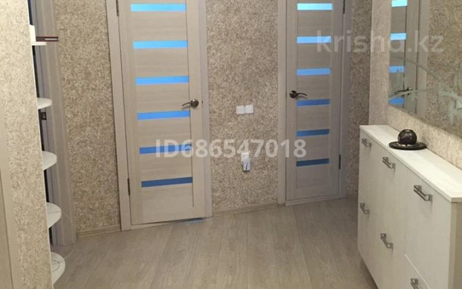 4-комнатная квартира, 74.3 м², 2/5 этаж, Ауэзова 34 - Центр. Халык банк, Загс, Акимат Shchuchinsk - photo 1