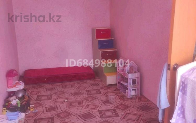 4-комнатная квартира, 70 м², 5/5 этаж, Яссауи 91 - Рядом Акимат Банк Базар Кентау - изображение 3