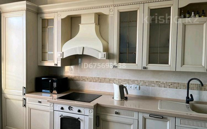 6-комнатная квартира, 230 м², 3/5 этаж, мкр Михайловка , Аманжолова 41 Караганда - изображение 7