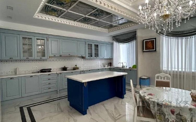 5-комнатная квартира, 230 м², 7/7 этаж, 16-й мкр 40 Актау - изображение 4