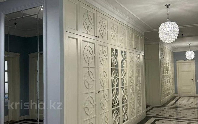 5-комнатная квартира, 230 м², 7/7 этаж, 16-й мкр 40 Актау - изображение 7