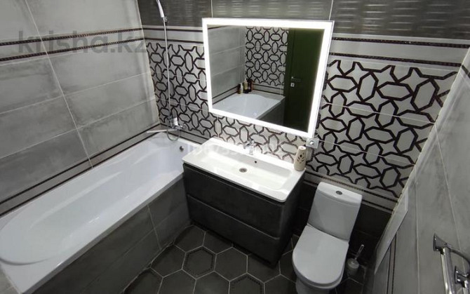 5-комнатная квартира, 170 м², 10/10 этаж, Самал 82 Уральск - изображение 6