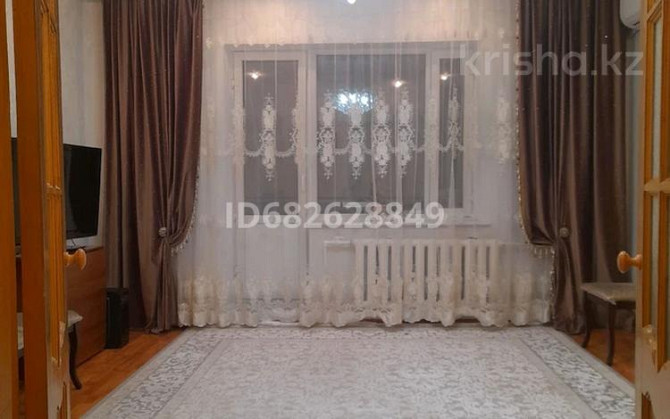4-комнатная квартира, 90 м², 9/9 этаж, Гагарина 82 Жезказган - изображение 1