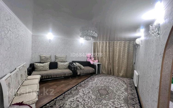 4-комнатная квартира, 90 м², 5/9 этаж, 8 мкр 72 Temirtau - photo 2