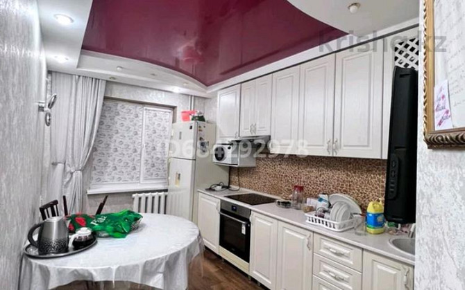 4-комнатная квартира, 90 м², 5/9 этаж, 8 мкр 72 Temirtau - photo 3