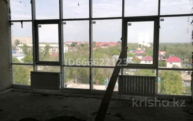 5-комнатная квартира, 179.2 м², 6/6 этаж, К. Аманжолова 54 - Н. Савичева Уральск - изображение 4