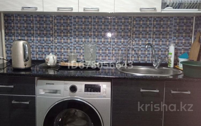 4-комнатная квартира, 76 м², 4/5 этаж, проспект Абая 14 - Валиханова Кентау - изображение 4
