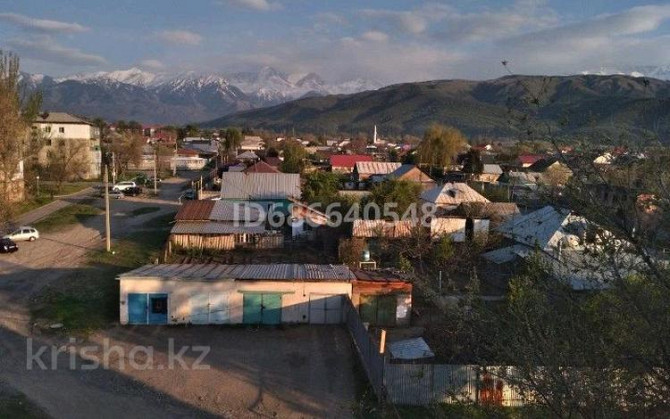 4-комнатная квартира, 83 м², 5/5 этаж, 1 микр-н 18 а Есик - изображение 1