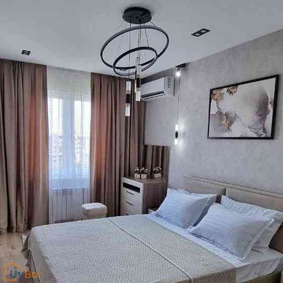 4-комнатная квартира, 8 этаж, 100 м² Tashkent