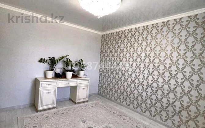 4-комнатная квартира, 80 м², 1/4 этаж, Ак еспе 48 - Возле акимата  - изображение 8