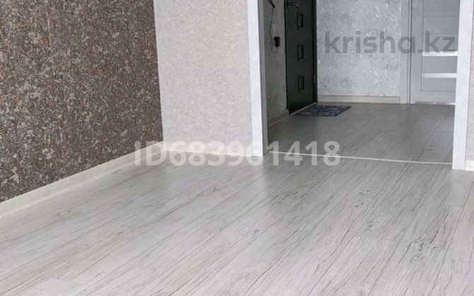 4-комнатная квартира, 80.1 м², 3/5 этаж, 5 микрорайон 8 Риддер - изображение 1