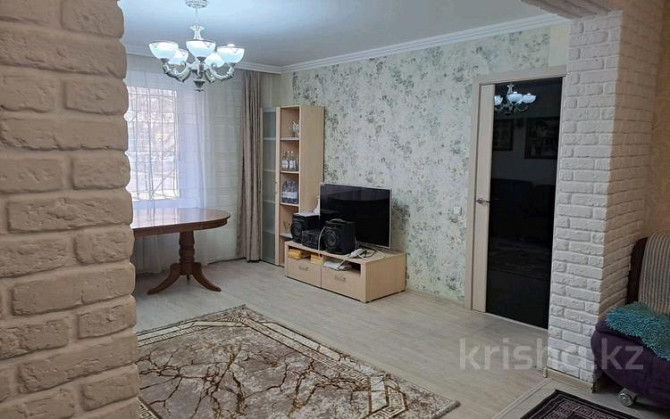 6-комнатная квартира, 120 м², 1/10 этаж, мкр Юго-Восток 6/1 - Супермаркет Норма Караганда - изображение 2