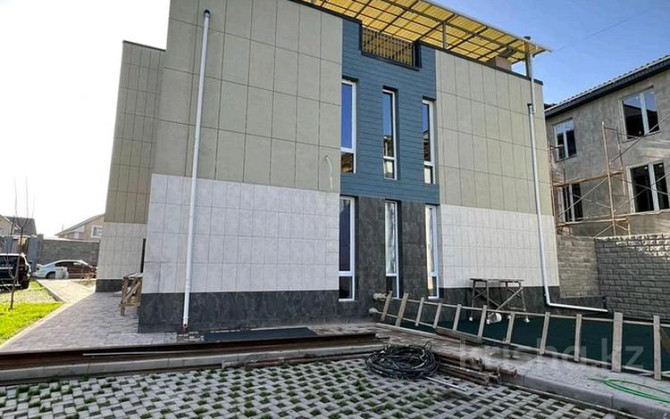 4-комнатная квартира, 89.5 м², 2/3 этаж, Карасай батыр  - изображение 2