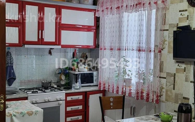 4-комнатная квартира, 70 м², 5/5 этаж, Конаева 17/67 - Микроен запад Шу - изображение 6