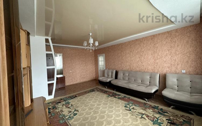 4-комнатная квартира, 83 м², 5/5 этаж, Молодежная 71 Шахтинск - изображение 2
